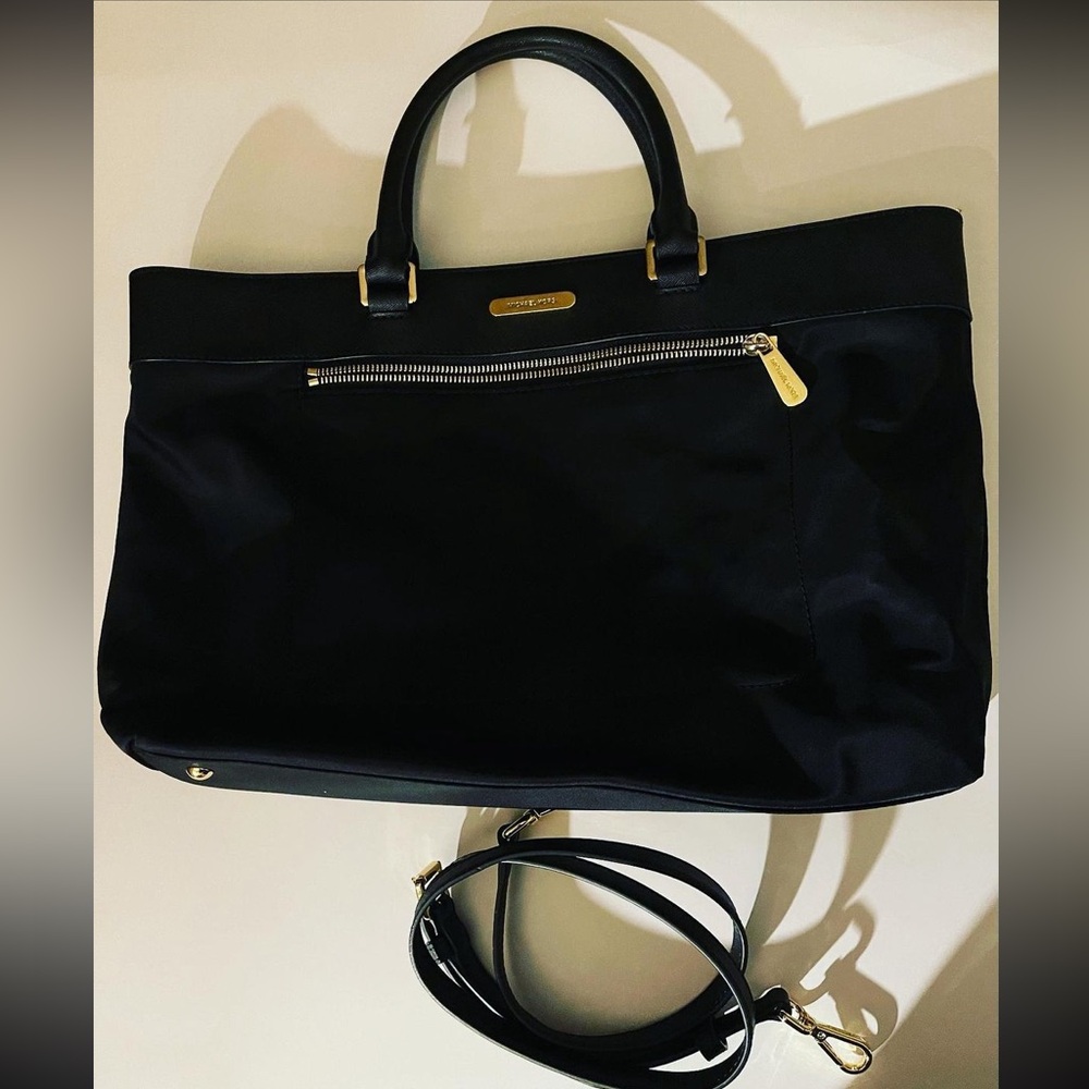 Michael Kors Colgate Purse
